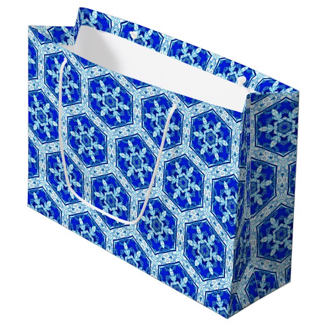 Snowflake Quit Mönster - Cobalt Blue and White (Framsidan Vinklad)