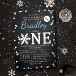 Snowflake Winter Chalkboard 1:a födelsedag Real<br><div class="desc">Fira i stil med dessa söta och mycket trendig riktiga folier som pressades av en födelsedagsinbjudan. Den här utformningen är enkel att anpassa med din speciella händelsetext och dina gäster blir glada när de tar emot dessa fantastiska inbjudningskort.</div>