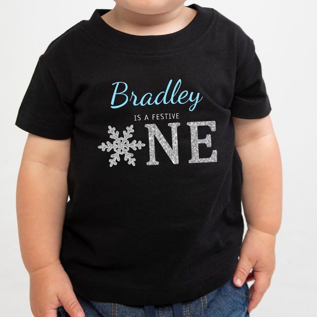 Snowflake Winter ’Festive One’ 1st Birthday T Shirt (Skapare uppladdad)