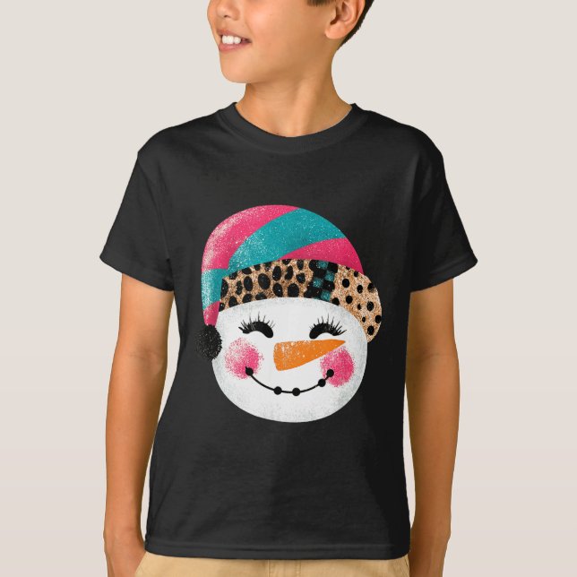 Snowman With Santa Hat And Leopard Pattern  T Shirt (Framsida)