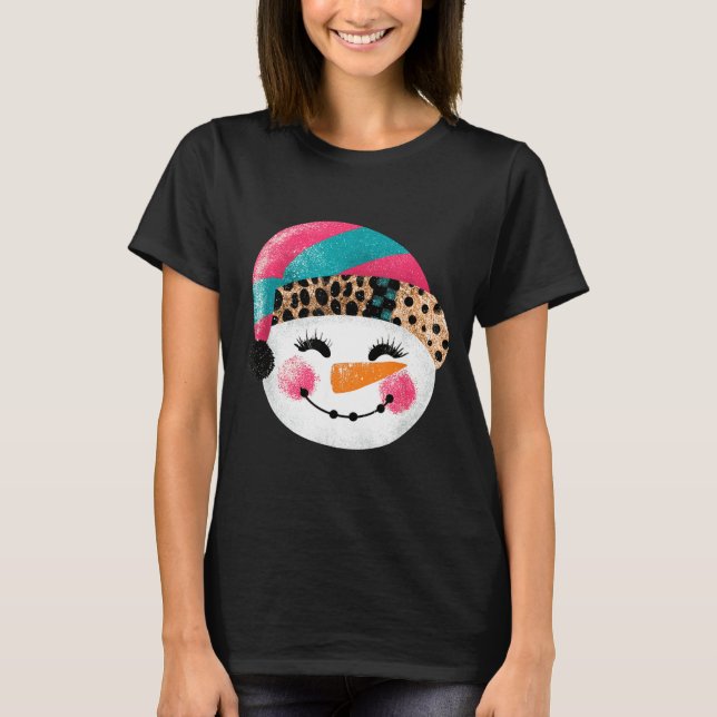 Snowman With Santa Hat And Leopard Pattern  T Shirt (Framsida)