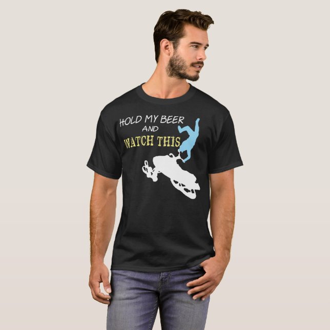 Snowmobilehåll min öl och klocka denna Tshirt T Shirt (Hel framsida)