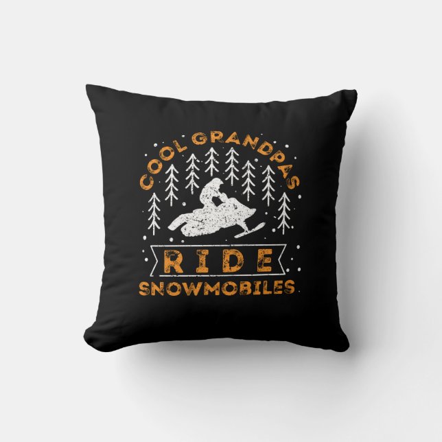 Snowmobiling - Coola Grandpas Ride SnowMobes Kudde (Framsida)
