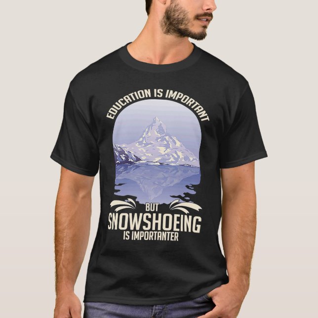 Snowshoeing Boots Snowskor Hiking Shoes Trails 7 T Shirt (Framsida)