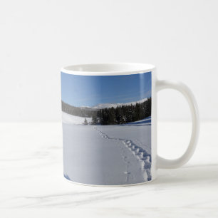 Snowshoeing in Yellowstone National Park Kaffemugg