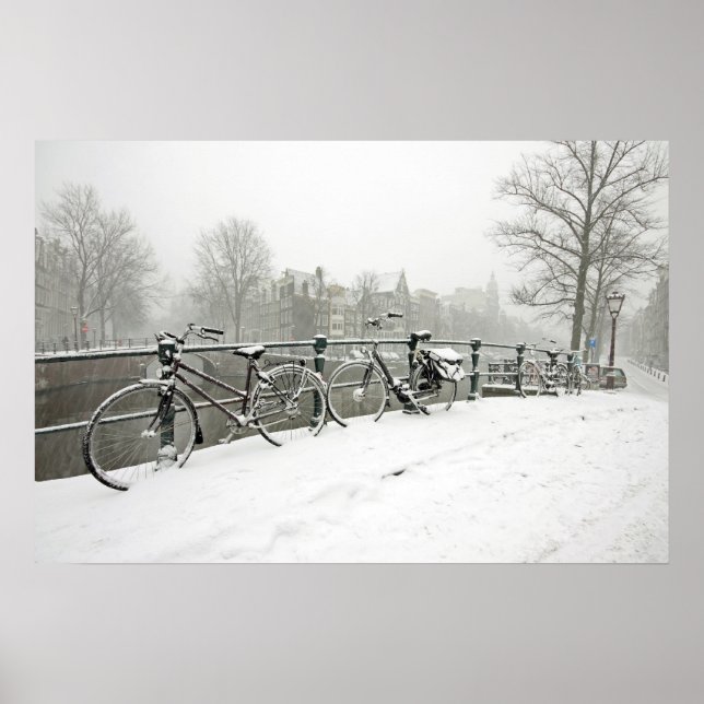 Snowy bikes i Amsterdam Nederländerna Poster (Framsidan)