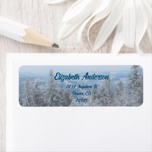 Snowy Mountain Forest Bröllop Returadress Etikett (Insitu)