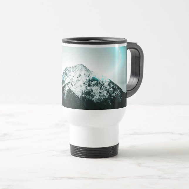 Snowy mountain mysterious blue neon light resemugg (Framsida höger)