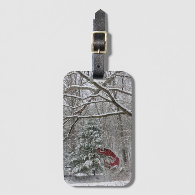 Snowy Red Barn Bagagebricka (Framsida vertikal)