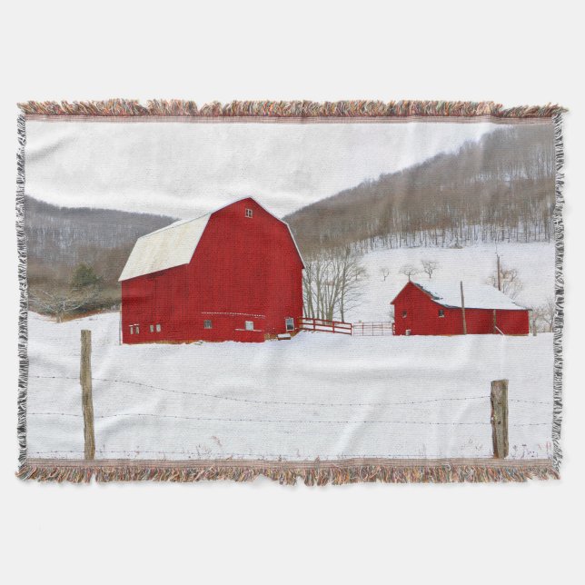 Snowy Winter in Red Barnyard Filt (Framsidan)
