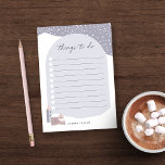 Snowy Winter Village Personlig att göra lista Post-it Block<br><div class="desc">Den handskrivna personligen med Wintry-chic innehåller anteckningsblocket "sak to do" överst i handskrivet skript med 10 infogade kryssrutor,  på en snowy byscen med snö täckta hus för en mysigt hygge-vibe. Anpassa med namn,  företag namn eller mening längs grund.</div>