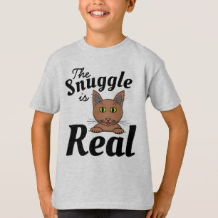 Snuggen är Real Cute Cat T-skiva T Shirt
