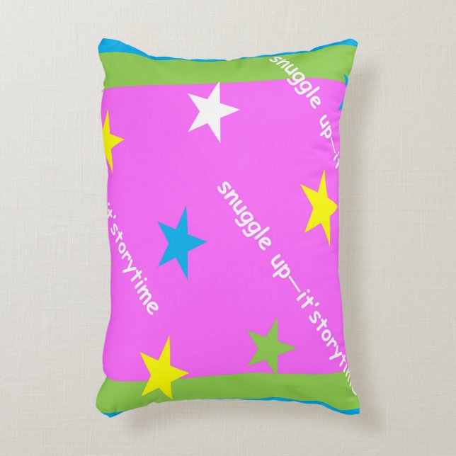 snuggle up - it's storytime pillow prydnadskudde (Framsidan(Vertikal))