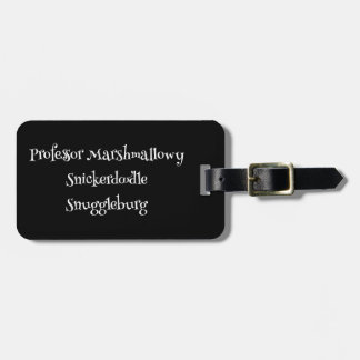 SnuggleNames: Anpassningsbar Luggage Tag Bagagebricka