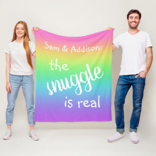 Snugglingen är "Real Personlig Rainbow Blanket" Fleecefilt
