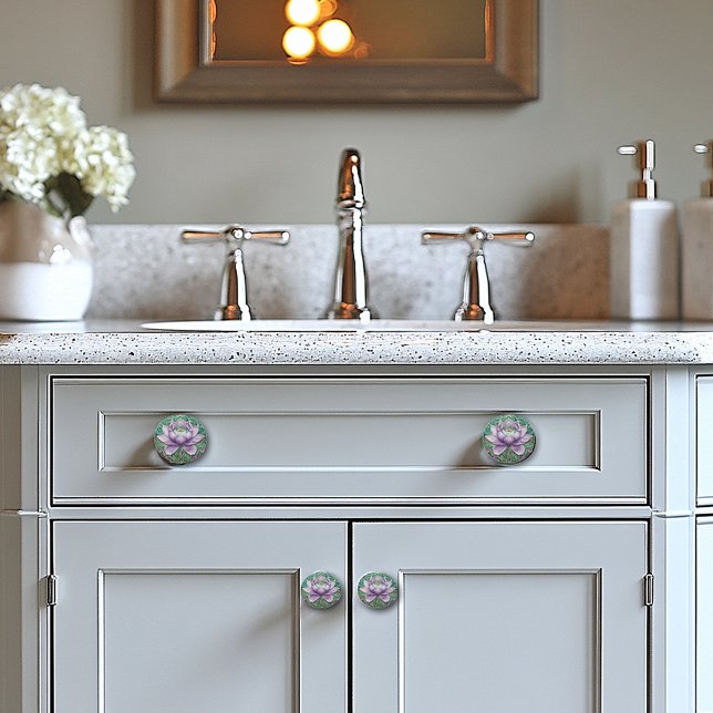 Snygg Art Deco Rosa Vatten Lily i Pond Knopp (Skapare uppladdad)