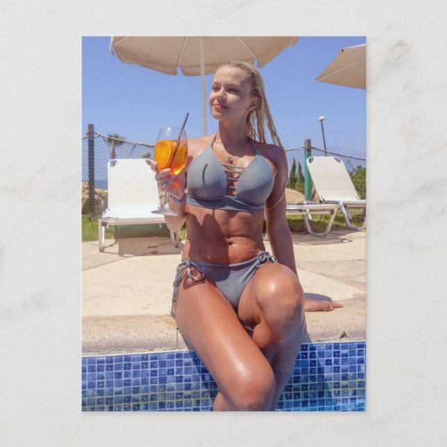Snygg Bikini-modell - vykort (Framsida)