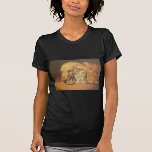 Snygg Fantastisk Katt och Hund Cuddling Art Skriv  T-shirt (Framsida)