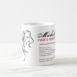 Snygg flicka med vågigt hår och Makeup-ikon Kaffemugg