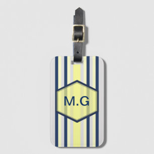 Snygg grå och gul ränder monogram bagagebricka