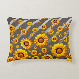 Snygg gula blommor på grått, silver rand prydnadskudde