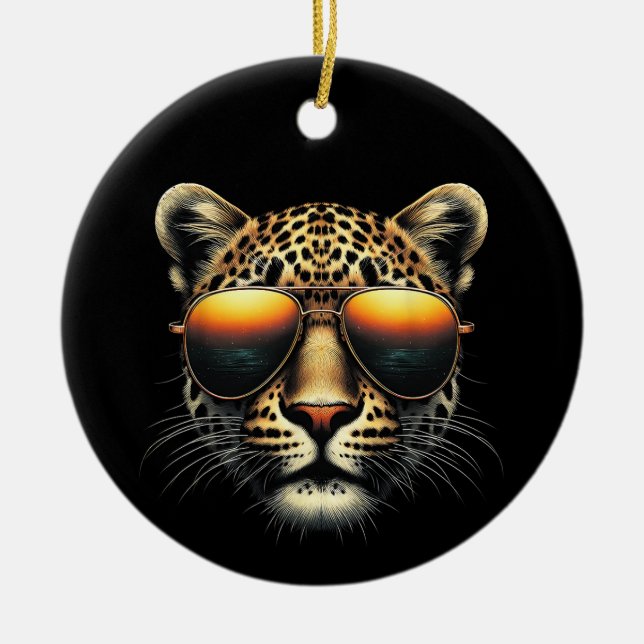 Snygg leopard som bär solglasögon Stilig leopard  Julgransprydnad Keramik (Framsidan)