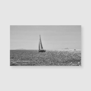 Snygg modern foto av segelbåt på sommaren