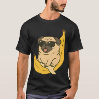 Snygg Mops med Solglasögon på Bananskala - Roligt T Shirt