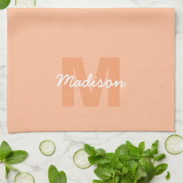 Snygg pastell persikofärg med anpassad monogramnam kökshandduk