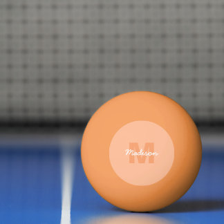 Snygg pastell persikofärg med anpassad monogramnam pingisboll