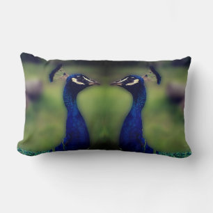 Snygg Peacock Photo Lumbar Pillow Lumbarkudde