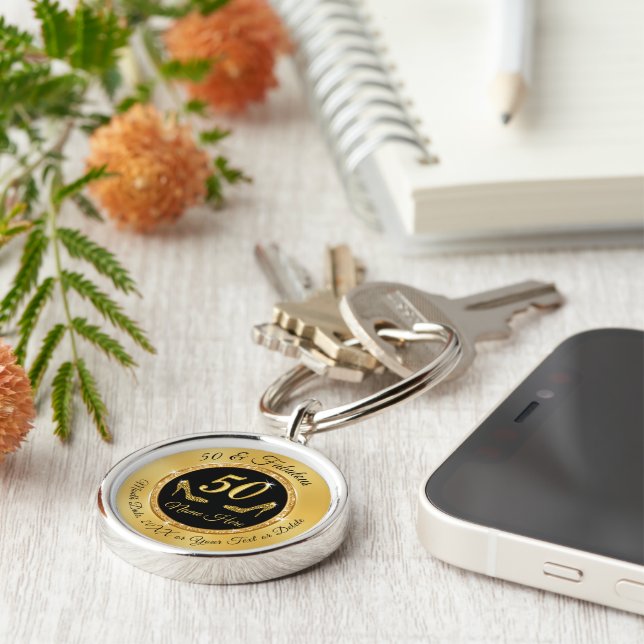 Snygg Personlig 50 födelsedagsgåvor till henne Rund Silverfärgad Nyckelring (Sidan)
