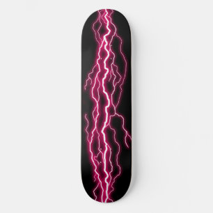 Snygg rosa elektrisk skateboard