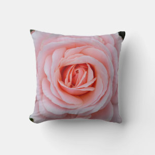 Snygg rosa ros kudde