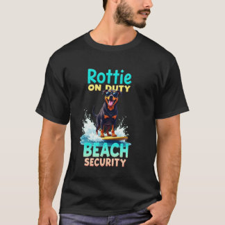 Snygg Rottweiler Surfande Hund T Shirt