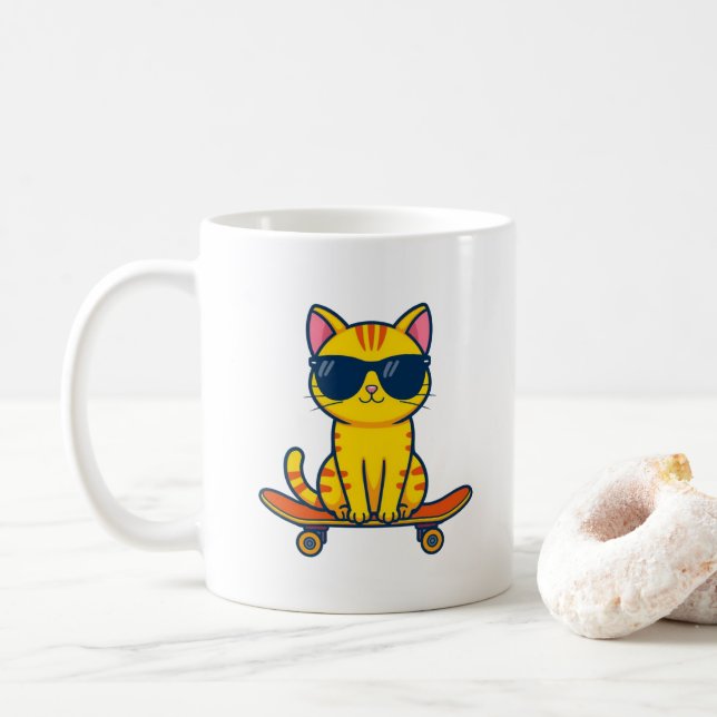 Snygg seriefigur på skateboard med solglasögon  kaffemugg (Med munk)