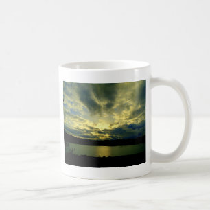 Snygg solnedgångskonst liggande scenbild kaffemugg