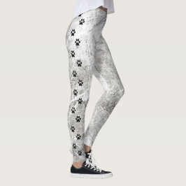 Snygg svart-vit marmorerad sidostrim med tassavtry leggings