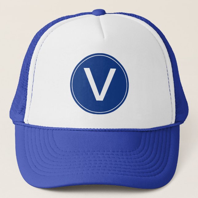 snygg vit och kunglig blå monogram initial mössa. truckerkeps (Framsida)