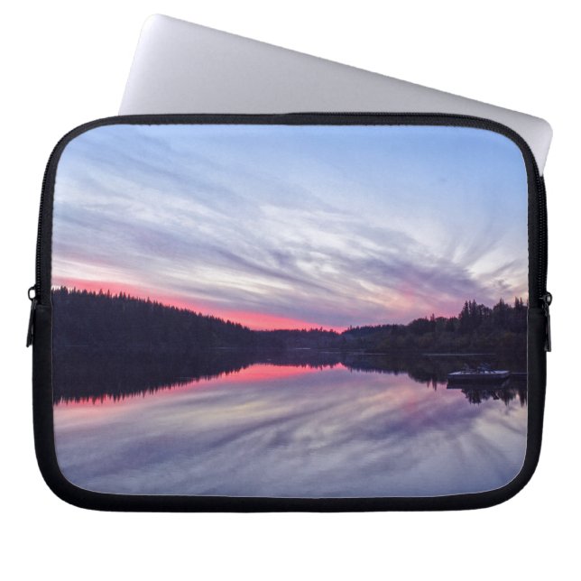 Snygg Wilderness Sunset över Sjö Photo Laptop Sleeve (Framsidan)