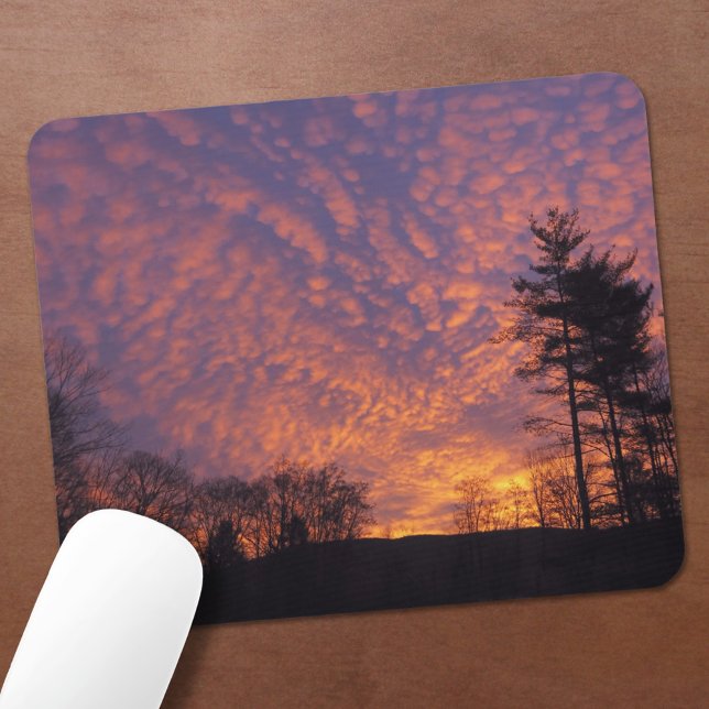 Snygga Sunrise Clouds Photo Musmatta (Beautiful Sunrise Clouds Photo Mouse Pad, in situ)