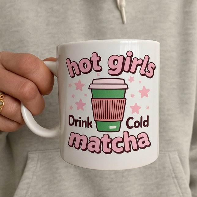 Snygga tjejer dricker Matcha Mugg Matcha kaffemugg (Skapare uppladdad)