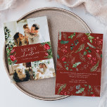 Snyggt 3 Photo Burgundy Red God jul Julkort<br><div class="desc">Den här samlingen har vattenfärgade röda blommigtar,  bär och vintergröna med modern och elegant typografi,  med ett botaniskt mönster baksida på vintern.</div>