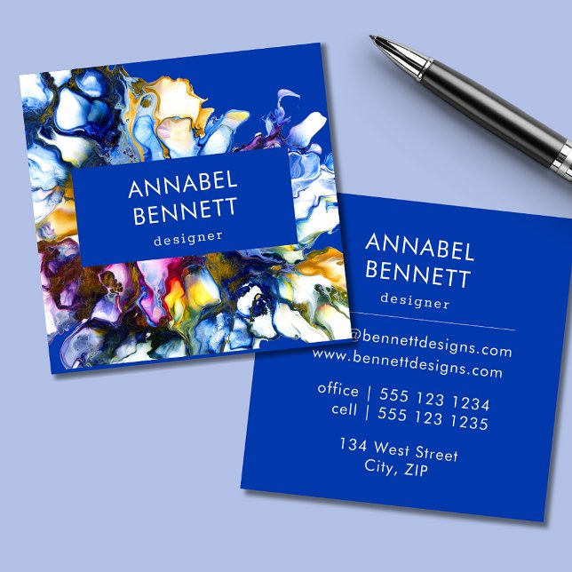 Snyggt abstrakt, färgblå fyrkantigt visitkort (Blue abstract art square business card.  Edit with your own details online.)
