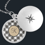 Snyggt av Trendiget Monogram Black White Guld Play Berlockhalsband<br><div class="desc">Monogram den här Svarta vita och Guld Play Necklace med initialer. Gör en underbar gåva till alla kvinnor i ditt liv. Gåvor till Mors dag,  Bridesmaid-gåvor och brudens sida-gåvor.</div>