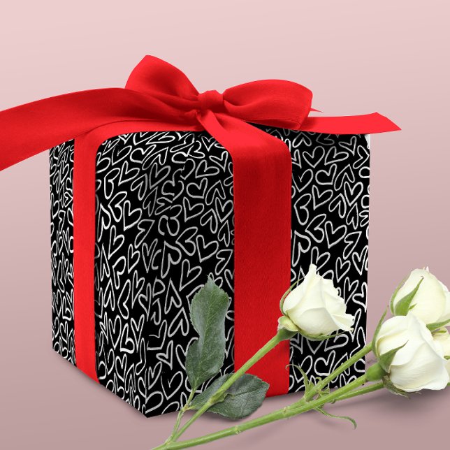 Snyggt Black and White Hearts Mönster Presentpapper (Skapare uppladdad)