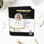 Snyggt Black Guld Notary Photo QR Code Marknadsför<br><div class="desc">Den här professionellens notarie-flygare är en enkel lösning för dina behov i marknadsföring. Den svarta och guld-flygaren i eleganten är enkel att anpassa och innehåller din kontaktinformation för företag samt kontaktinformation och ett samtal för att uppmana dina kunder till bok med dig! Den moderna minimidesignen har både ditt foto och...</div>