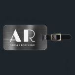 Snyggt Black Metall Monogram fet två initial Bagagebricka<br><div class="desc">Elegant Snyggt Modern Bold Two Monogram Initial Namn Black Metall Anpassningsbar Personlig Personlig Luggage Bag-Märkre för i . Denna design med fullt-typografi med 2 första monogram, adress-info på svart faux-metallfolie. Dessa är lätta att anpassa. Snyggt feminin- eller maskulin gåva till bröllop, söt 16-årsdag, möhippa, studenten och till alla som kärlek...</div>