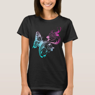 Snyggt Blue Butterfly och Rosa Flowers T-Shirt