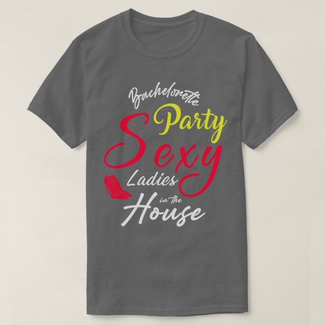 Snyggt bröllopsgåva till möhippa t shirt (Design framsida)